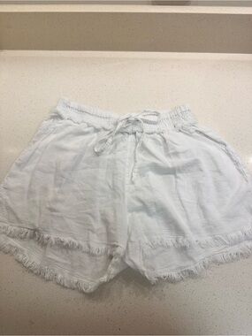 Women's High-Waist White Fringe Hem Shorts with Drawstring